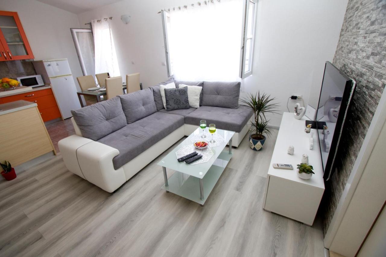 Apartment Toni Макарська Екстер'єр фото