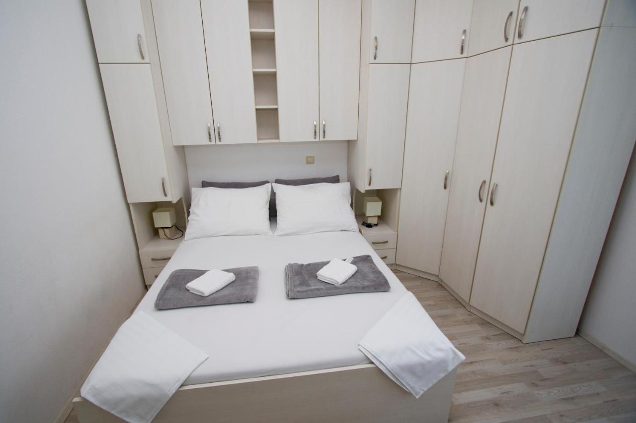 Apartment Toni Макарська Екстер'єр фото
