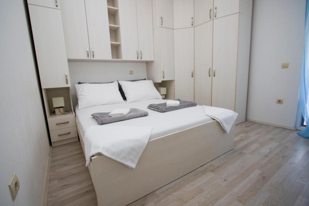 Apartment Toni Макарська Екстер'єр фото