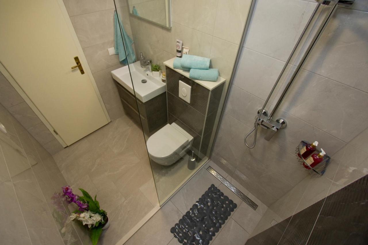 Apartment Toni Макарська Екстер'єр фото