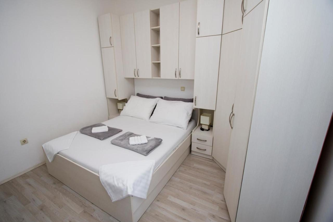 Apartment Toni Макарська Екстер'єр фото
