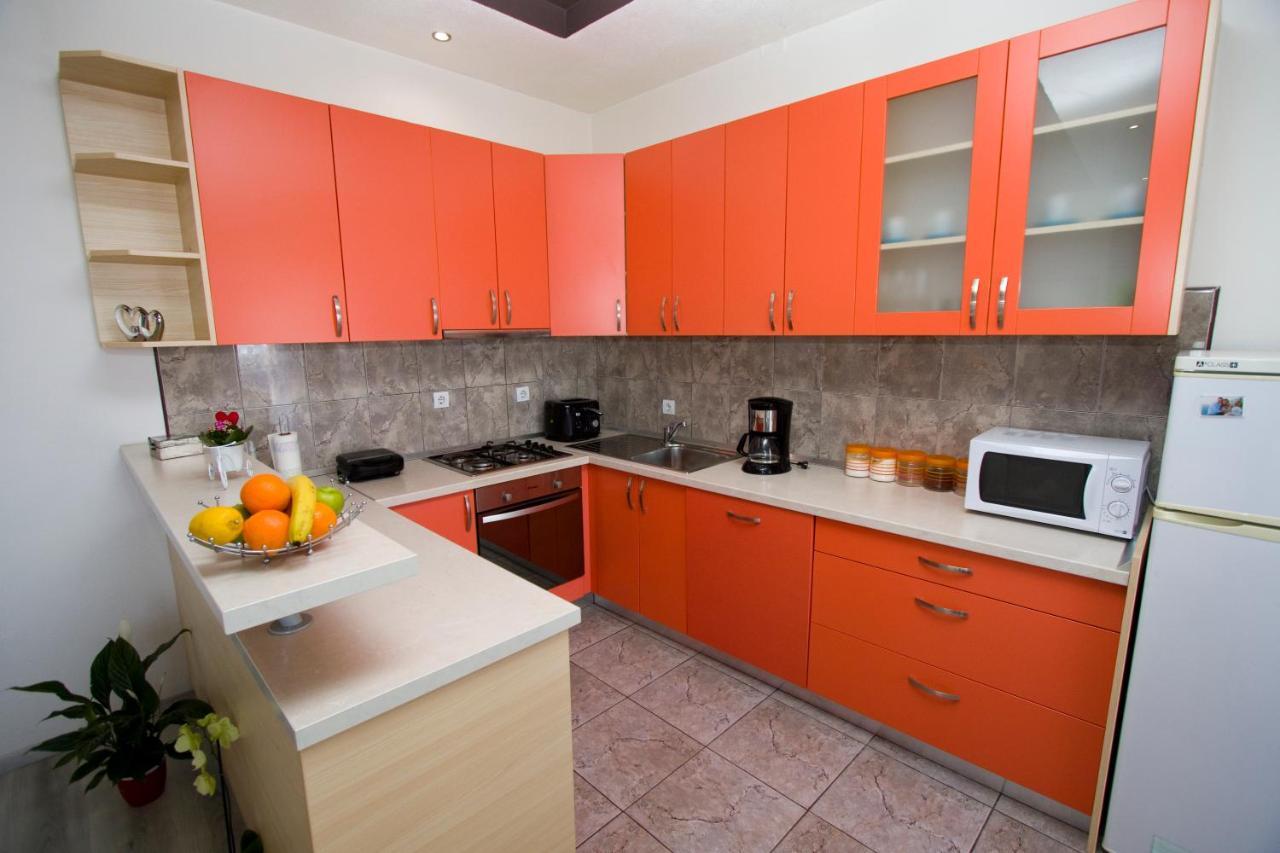 Apartment Toni Макарська Екстер'єр фото